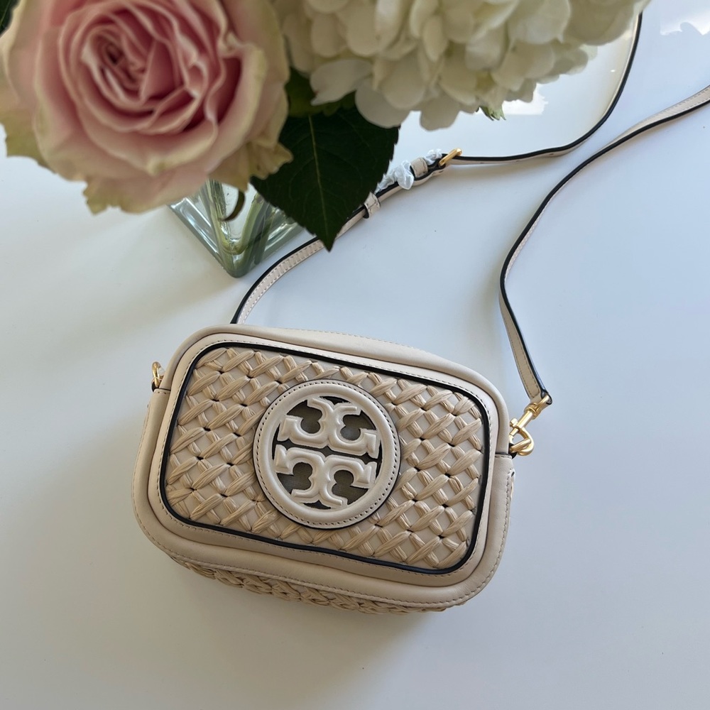 NWT Tory Burch Perry Bombe Straw Woven Mini Bag